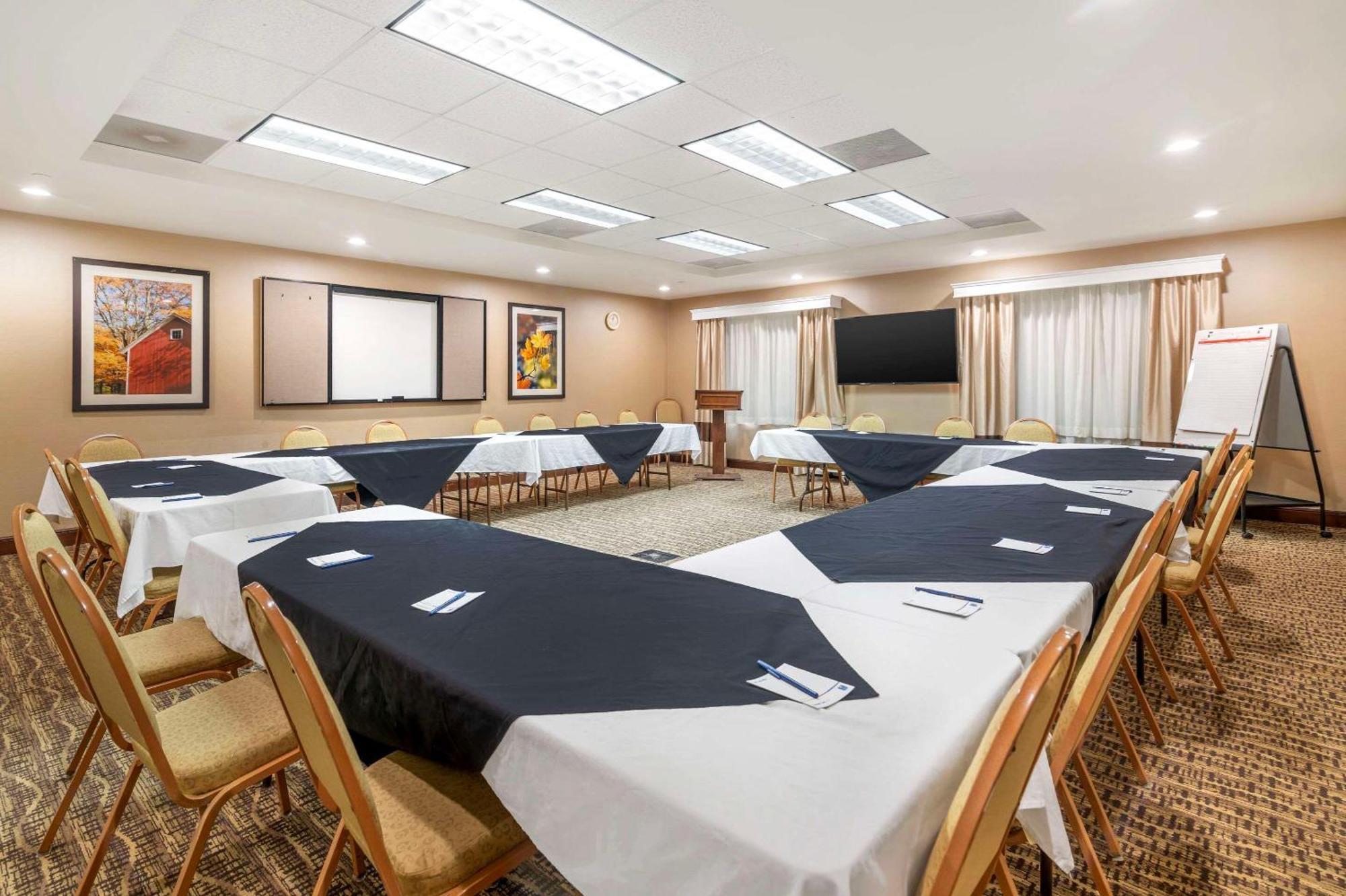 Comfort Inn & Suites Dover-Portsmouth Eksteriør billede