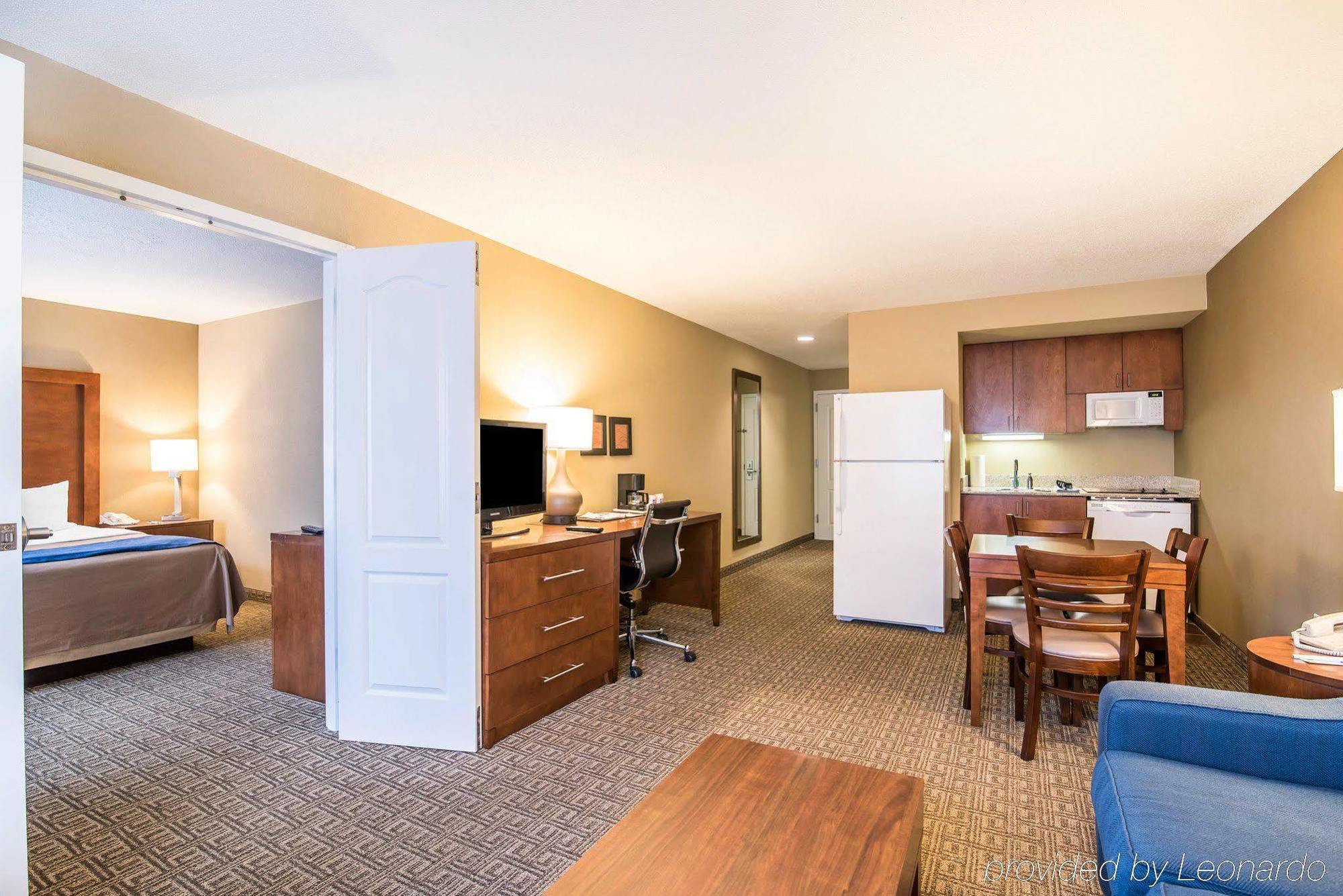 Comfort Inn & Suites Dover-Portsmouth Eksteriør billede